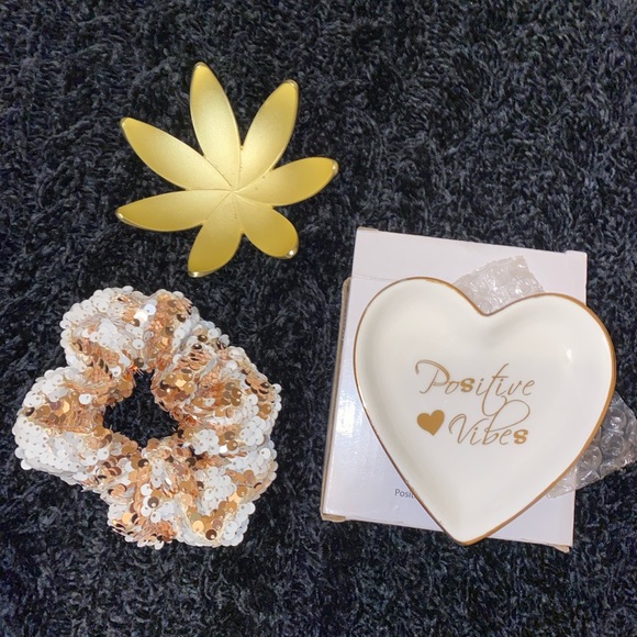 Other - 🍓Gold home care bundle!